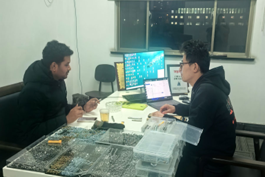 زيارة العملاء