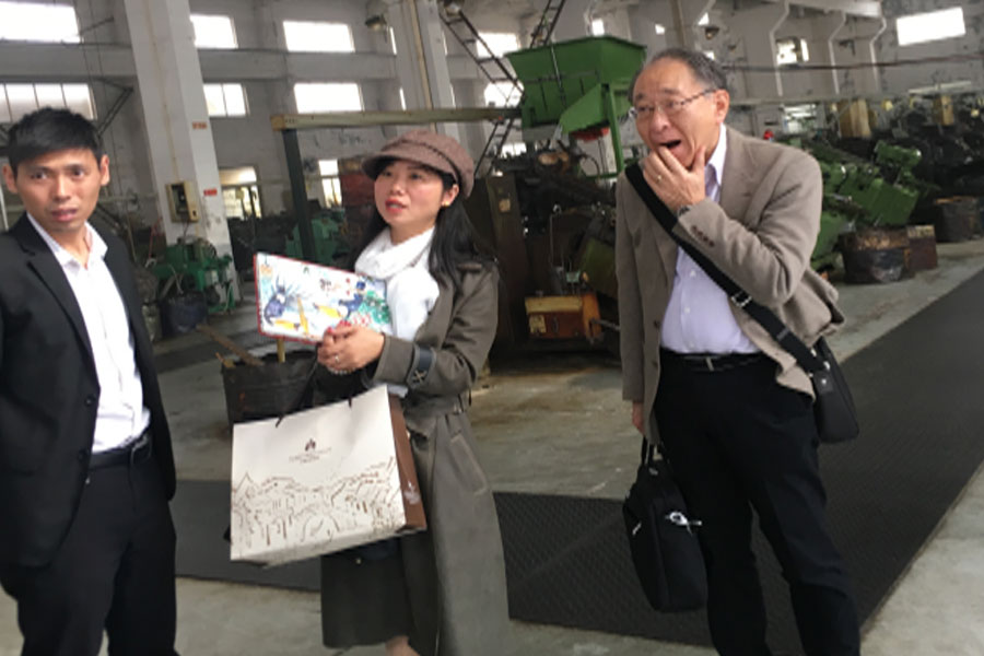 زيارة العملاء