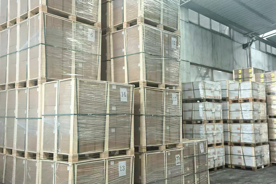 التعبئة والتغليف والتخزين